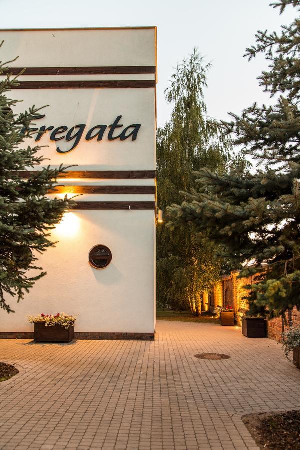Fregata Bed & Breakfast Elk Exterior photo